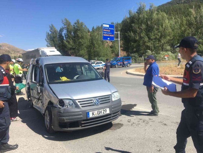 Trafik kazası: 8 yaralı