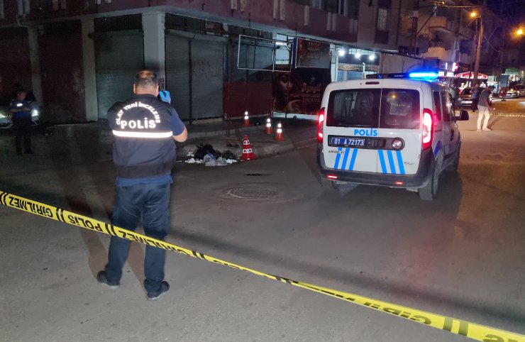 Adana'da sokakta silahlı kavga: 1 yaralı