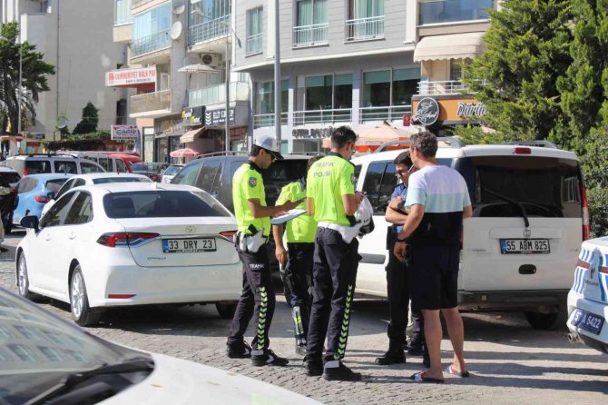 Aniden yola atlayan çocuğa otomobil çarptı