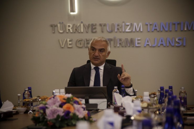Bakan Ersoy: Bu sene turizm gelirinde Türkiye rekoru kırılacak