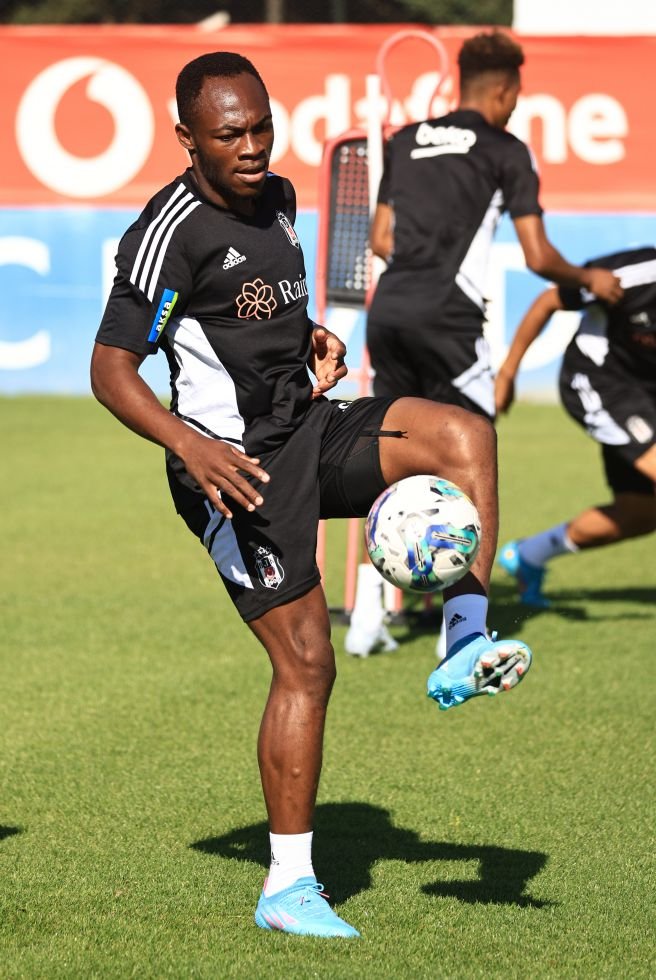 Beşiktaş'ta yeni sezon hazırlıkları sürüyor