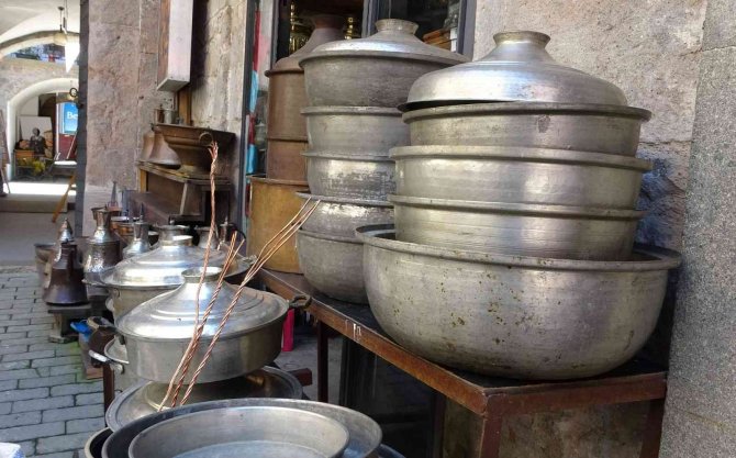 Bu cezveler en az 200 yıl garantili