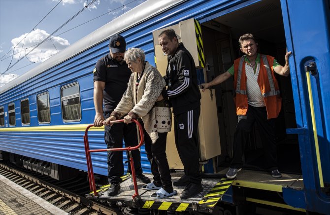 Donetsk bölgesindeki insanların tahliye noktası: Pokrovsk Tren İstasyonu