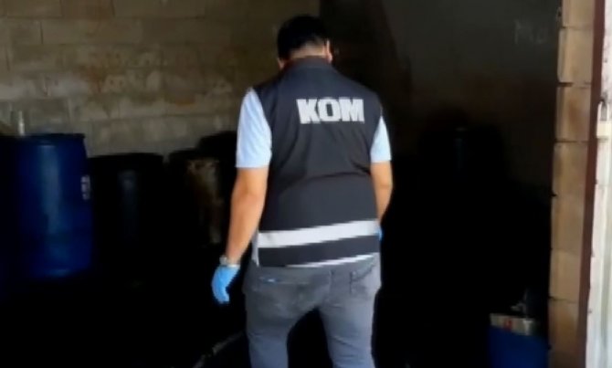 Gaziantep’te bin 550 litre kaçak akaryakıt ele geçirildi