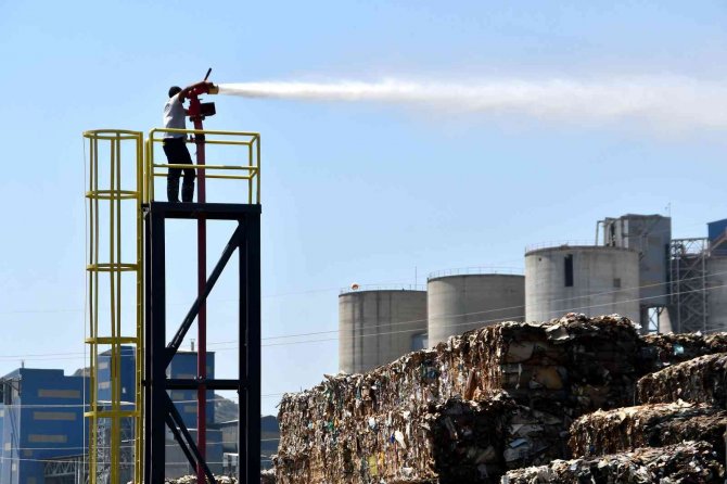 Söke Kipaş’ta yangın söndü, soğutma çalışması devam ediyor