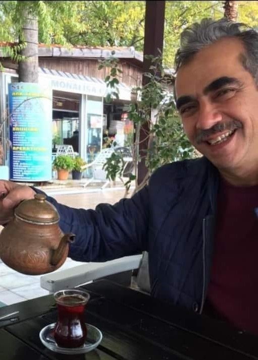 Tabela montajı sırasında düşen işçi hayatını kaybetti