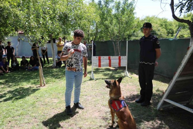 Yaz tatilindeki öğrencilere “Jandarma” eğitimi
