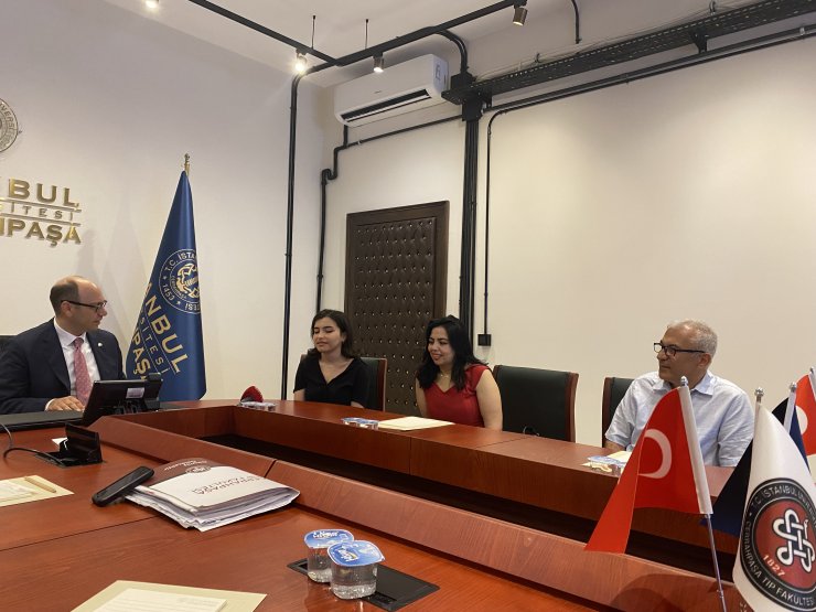 YKS birincisi yağmur Cerrahpaşa Tıp Fakültesini gezdi