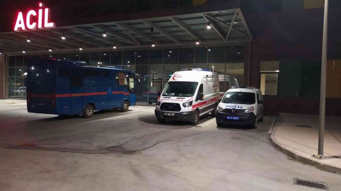 Boşandığı eşini pompalı tüfekle öldürüp, intihar etti