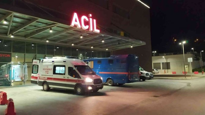 Boşandığı eşini pompalı tüfekle öldürüp, intihar etti