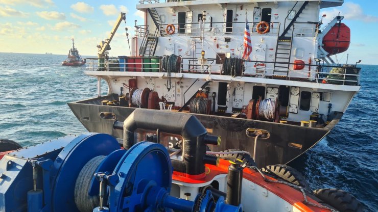 İstanbul Boğazı arıza yapan gemi nedeniyle çift yönlü trafiğe kapatıldı