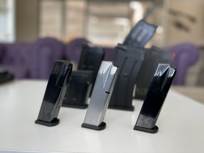 Konyalı firma tabanca şarjörü üretimine başladı