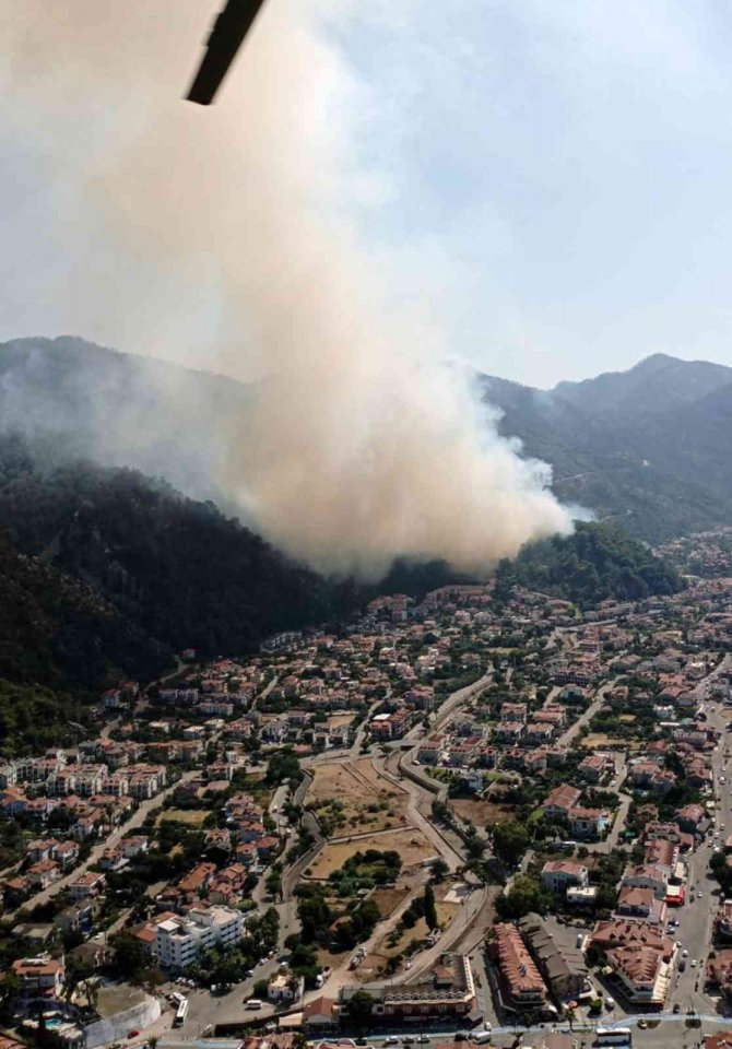 Marmaris’teki orman yangını kontrol altına alındı