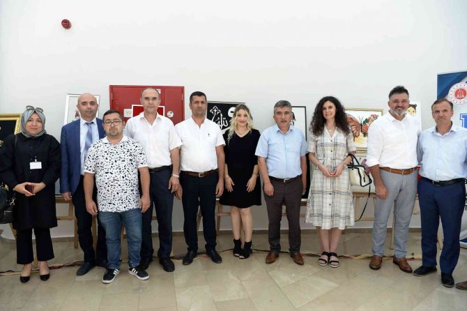 Sabırla örülen tellerden şaheserler çıktı