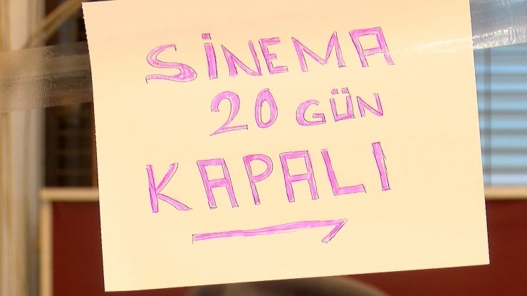 Sinema salonları pandeminin etkisinden çıkamadı