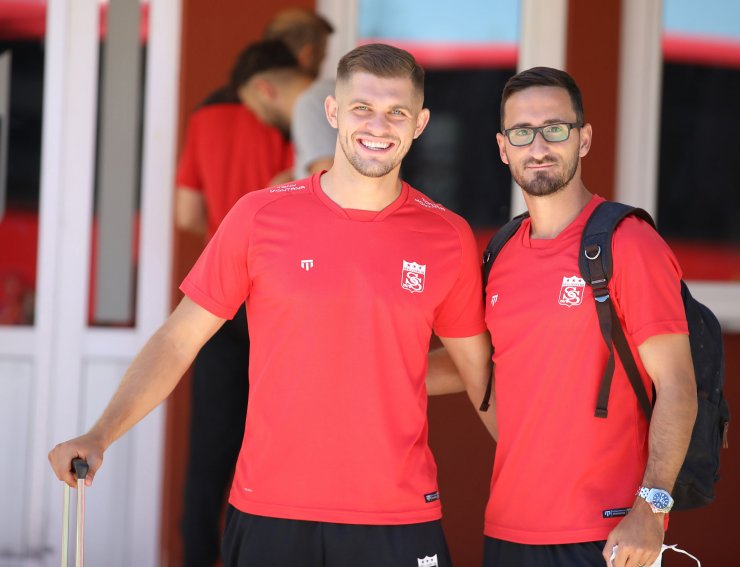 Sivasspor, Süper Kupa için İstanbul yolcusu