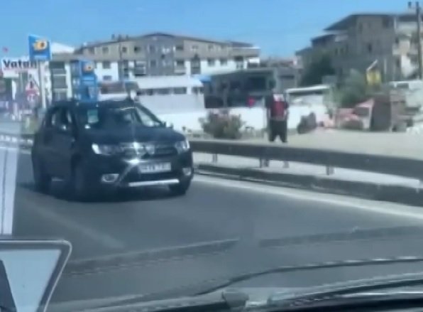 Trafikte, geri geri 12 kilometre giden sürücüye 1742 TL ceza