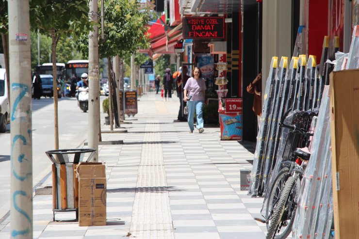 Elazığ'da sokaklar karantina günlerini hatırlattı