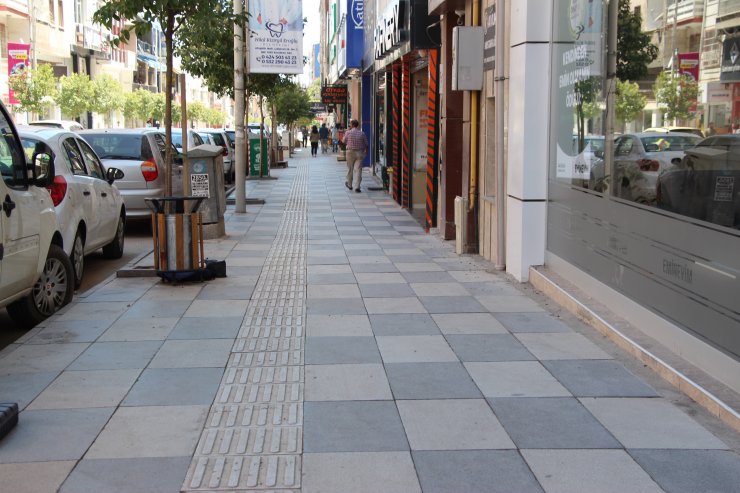 Elazığ'da sokaklar karantina günlerini hatırlattı