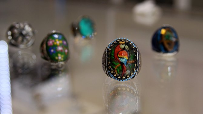 Konyalı kuyumcu çocuk yaşta başladığı zanaatında özgün tasarımcı oldu