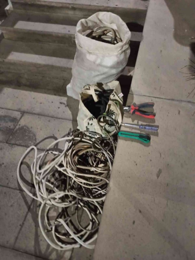 Motosikletli polis timleri ’suça’ geçit vermedi