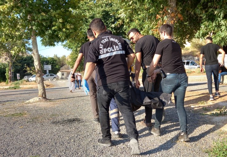 Serinlemek için Fırat Nehri'ne girdi; boğuldu