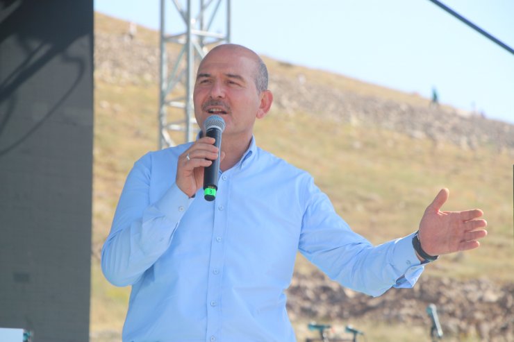 Soylu: Dilinizle, Kürtlüğünüzle ve Müslümanlığınızla gurur duyun