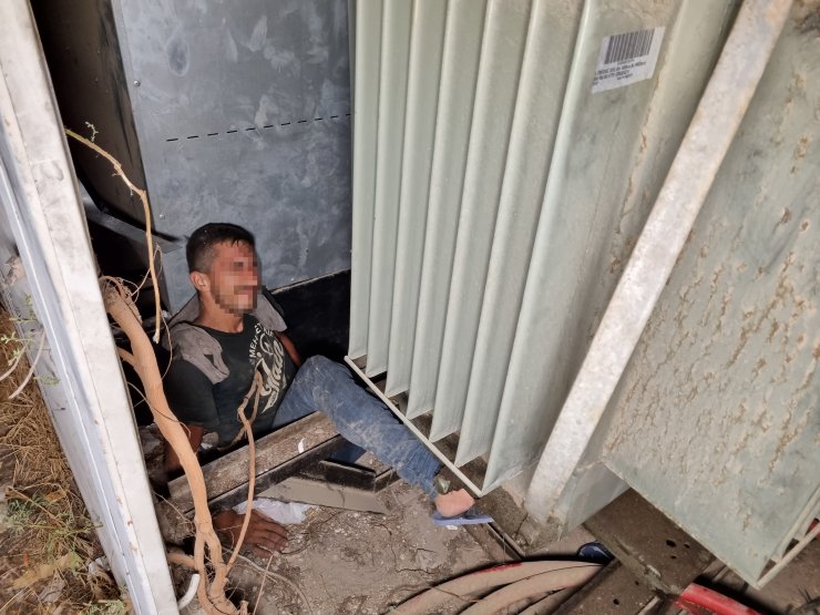 Trafoya giren hırsızlık şüphelisi, akıma kapılıp yaralandı