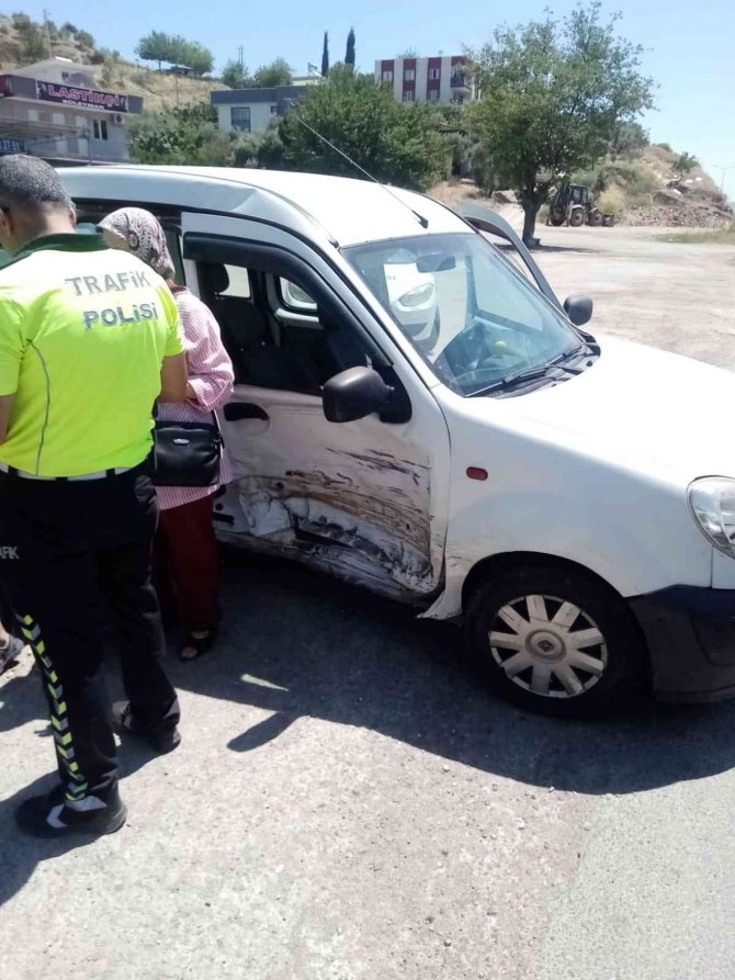 Aydın’da trafik kazası: 3 yaralı