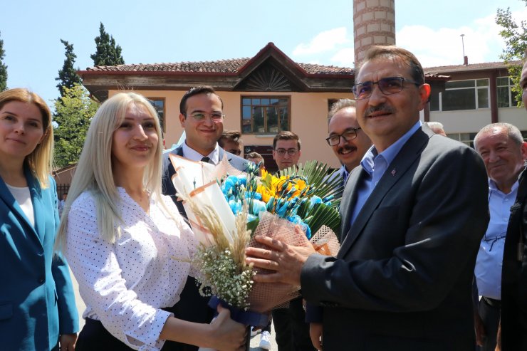 Bakan Dönmez, Bilecik'te selden etkilenen bölgeleri ziyaret etti