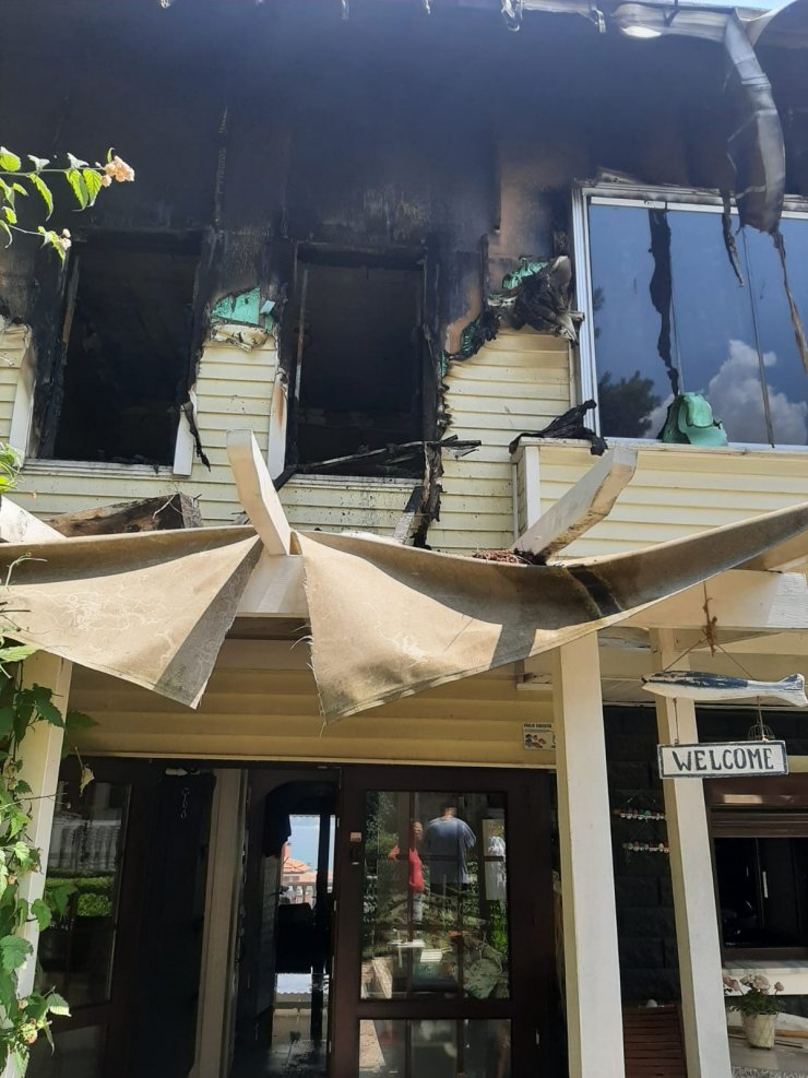 Büyükçekmece'de villada yangın