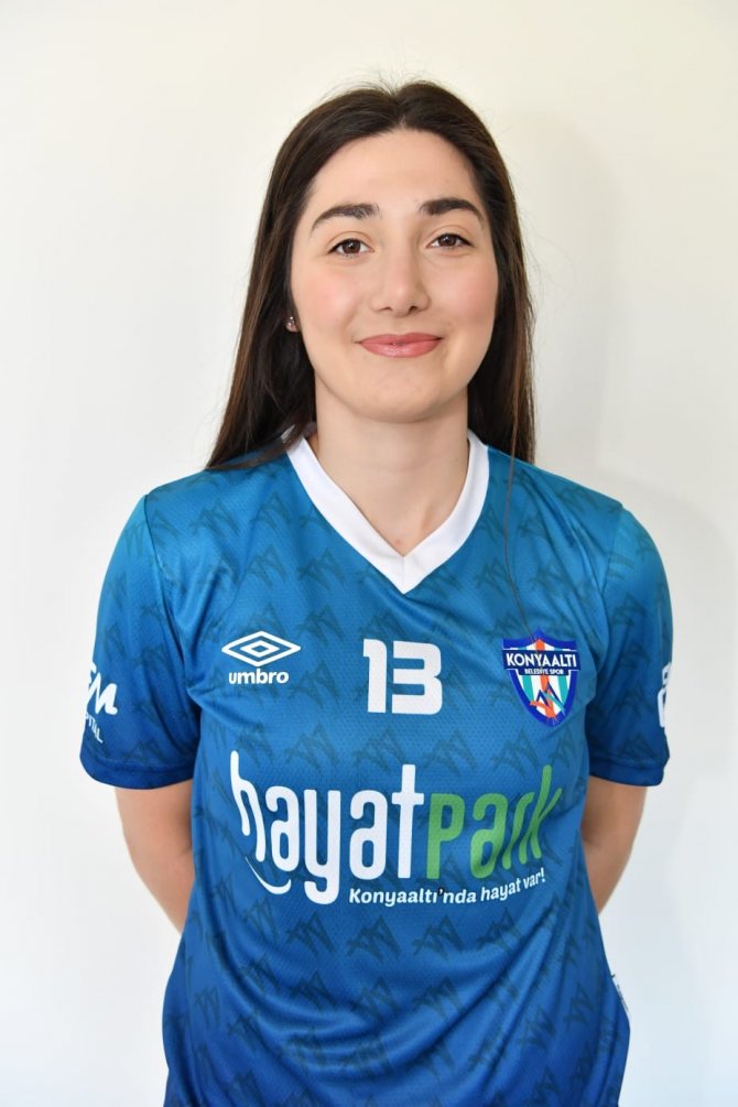 Dört oyuncuya milli davet