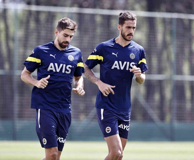 Fenerbahçe, Slovacko maçına hazırlanıyor