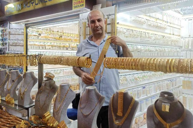 Gerçeği 350 bin, imitasyonu 350 lira