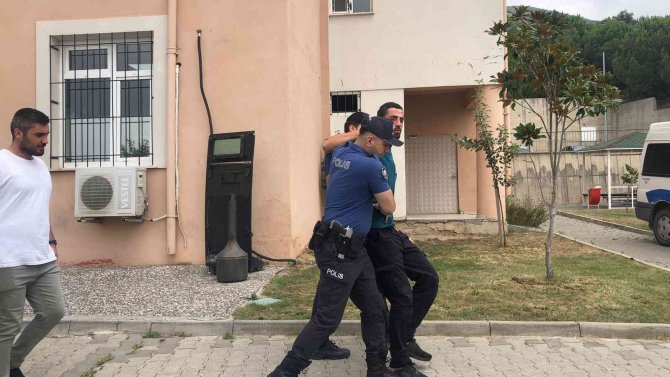 İki noktada kasıtlı yangın çıkaran zanlı yakalandı