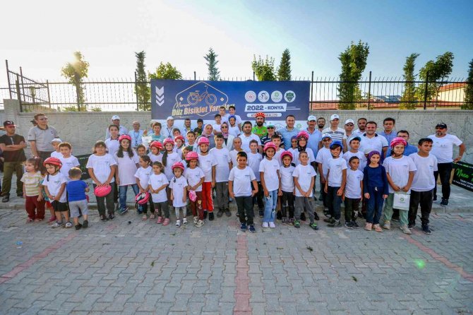 Meram’da Düz Bisiklet Yarışları heyecanı