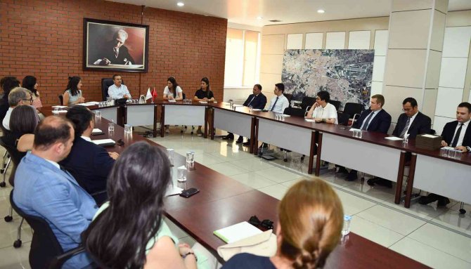 Otel işletmecileri katılım belgelerini aldı