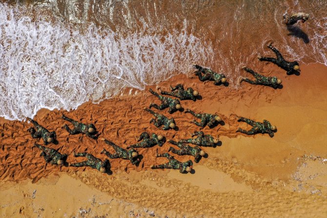 Türk milletinin göğsünü kabartan tim: SAS