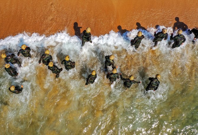 Türk milletinin göğsünü kabartan tim: SAS