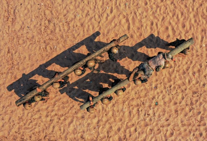 Türk milletinin göğsünü kabartan tim: SAS