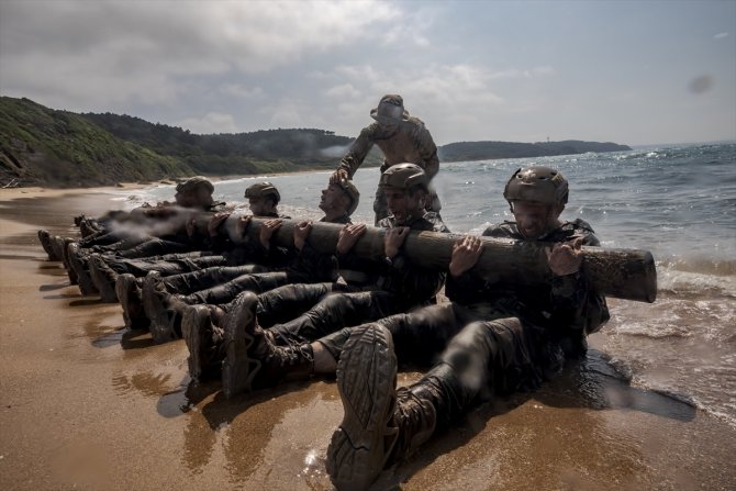 Türk milletinin göğsünü kabartan tim: SAS