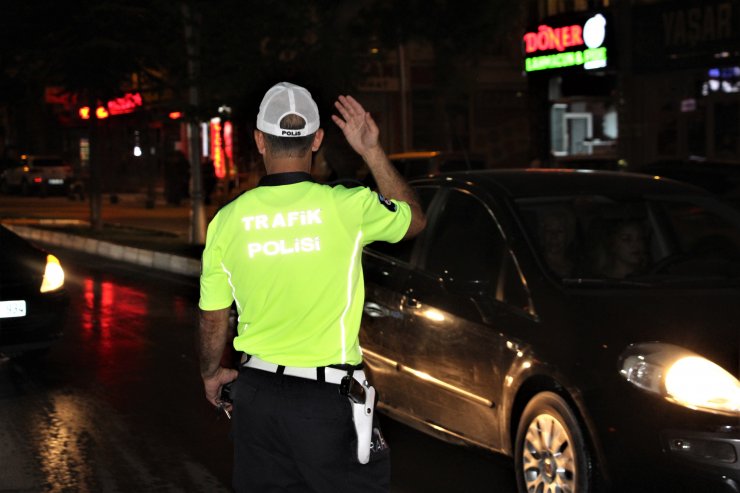 Elazığ’daki asayiş uygulamasında 1181 şüpheli sorgulandı