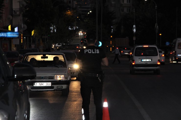 Elazığ’daki asayiş uygulamasında 1181 şüpheli sorgulandı