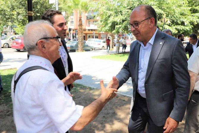 Nikahlarını kıydırıp, kan bağışında bulundular