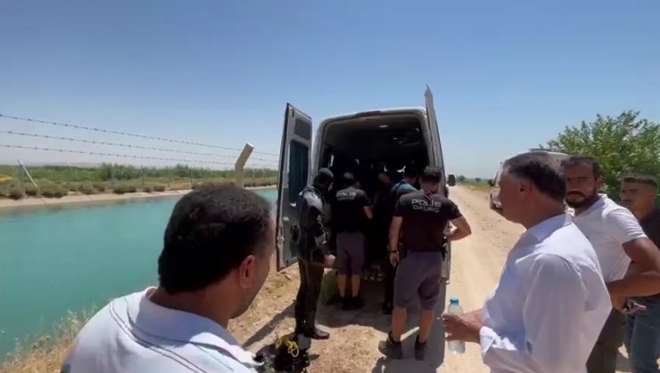Sulama kanalına düşen Mahmut, 30 kilometrelik alanda aranıyor