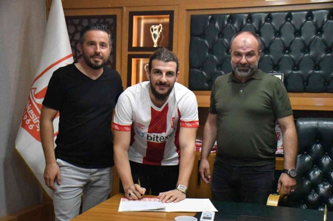 Balıkesirspor'da iç transfer sürüyor