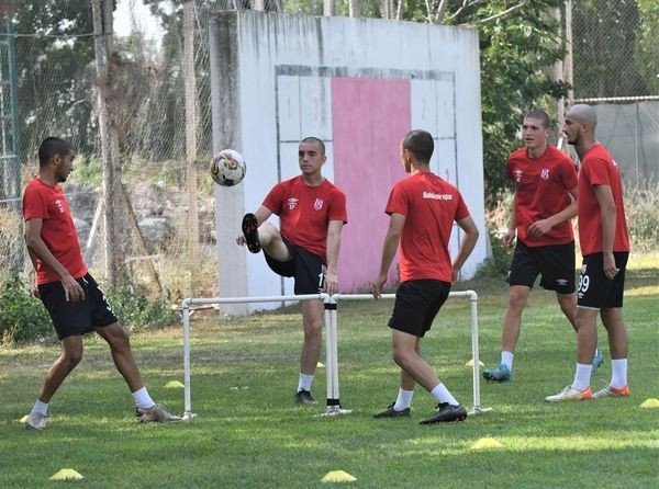 Balıkesirspor'da iç transfer sürüyor