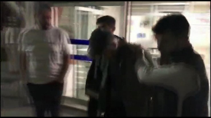 Çakarlı sahte meclis kartlı silah kaçakçısı