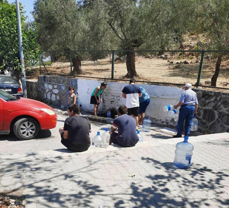 Dikili'de 96 saatlik su sorunu çözüldü