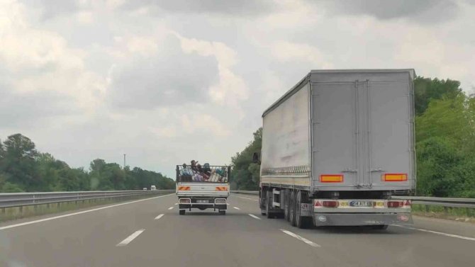 TEM’de tehlikeli eğlence